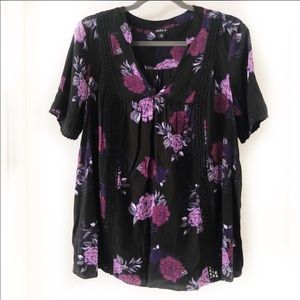 torrid | black & purple floral short sleeve blouse
